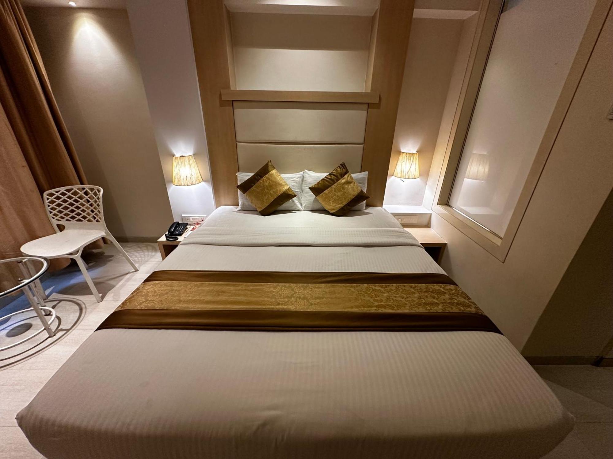 South Coast Hotel Wagle Estate Thane Extérieur photo