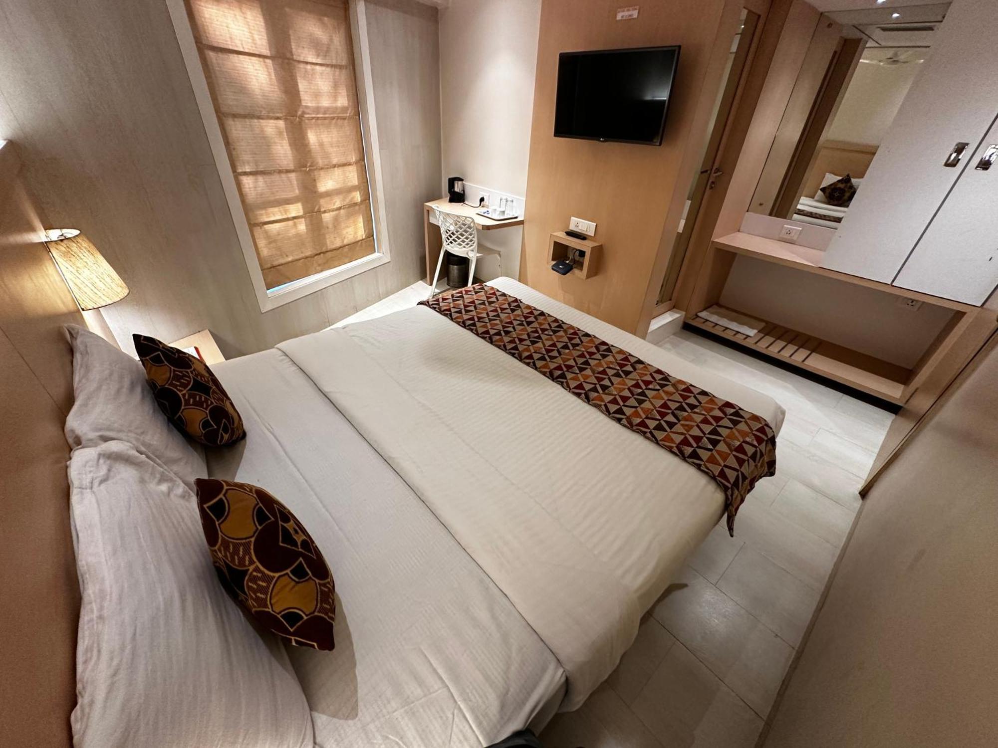 South Coast Hotel Wagle Estate Thane Extérieur photo