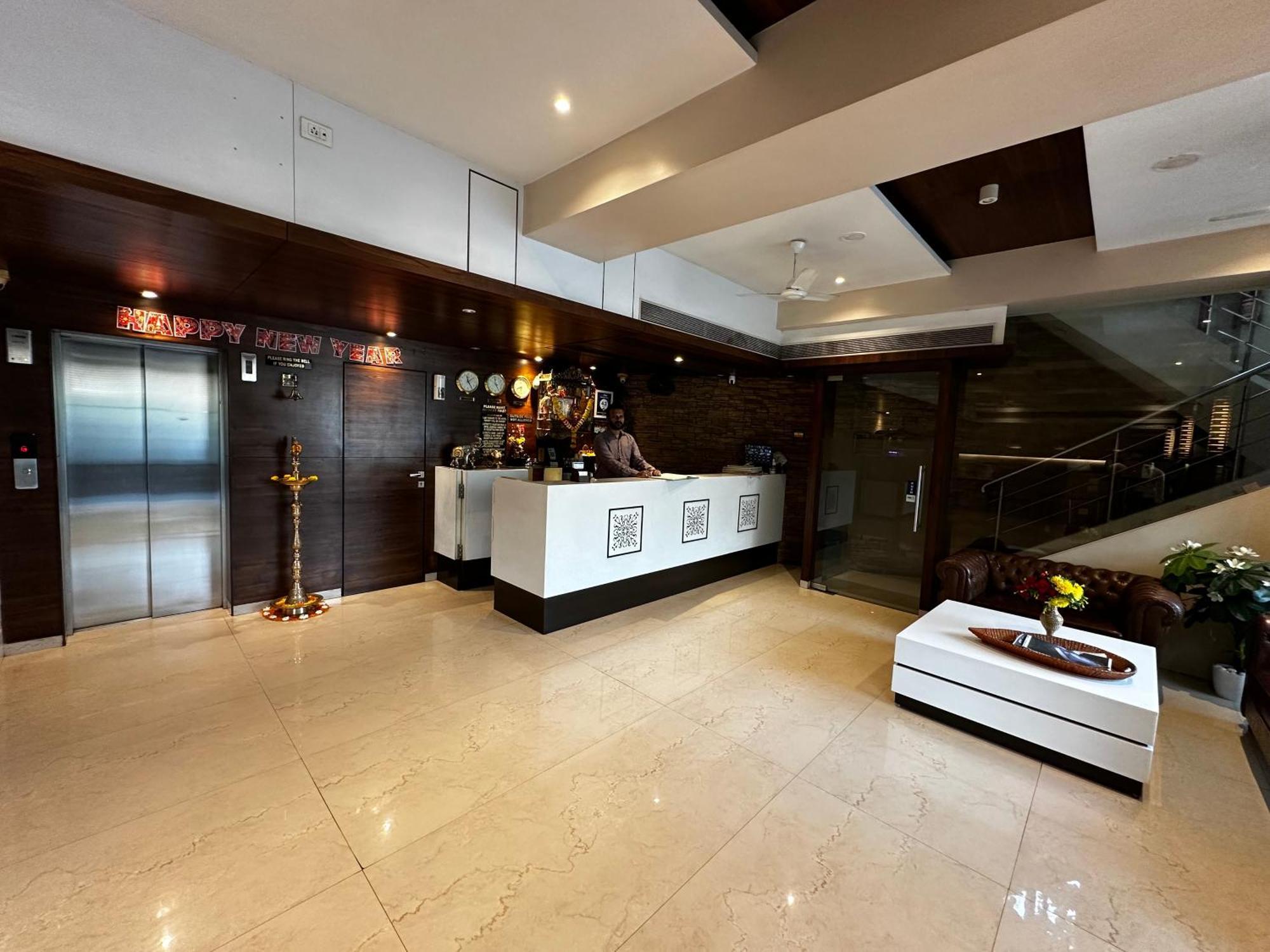 South Coast Hotel Wagle Estate Thane Extérieur photo